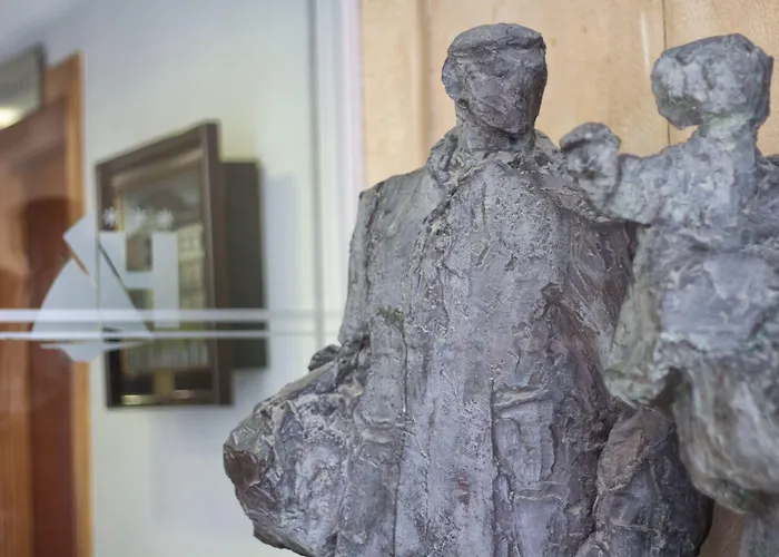 Jauregui 3* 혼다리비아