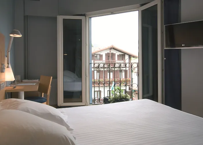 Hotel Jauregui Hondarribia