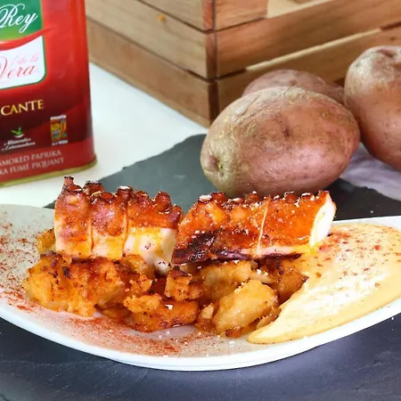 Jauregui הונדאריבה