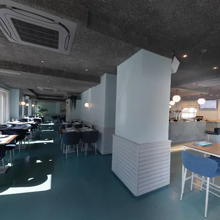 מלון Jauregui 3*