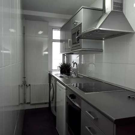 Jauregui 3* הונדאריבה