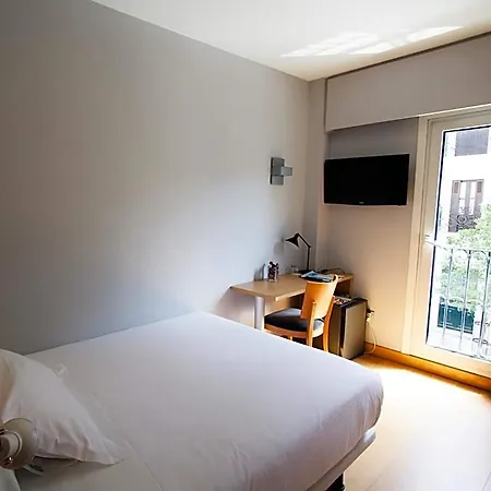 Hotel Jauregui 3*