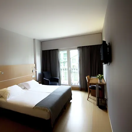 Hotel Jauregui 3*