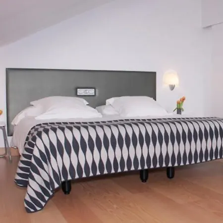 מלון Jauregui הונדאריבה